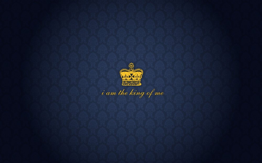 Корона на синем фоне