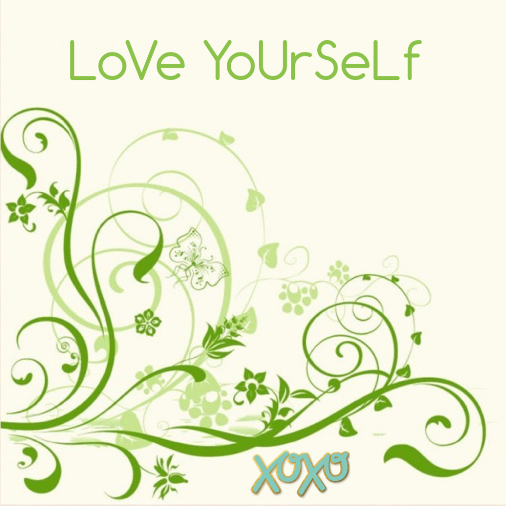 Зеленые узоры на белом фоне