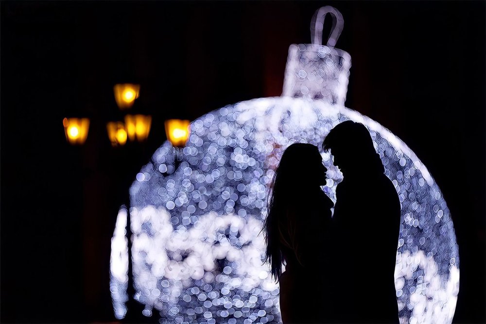 Влюбленные на катке