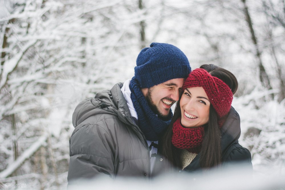 Зимняя фотосессия пары