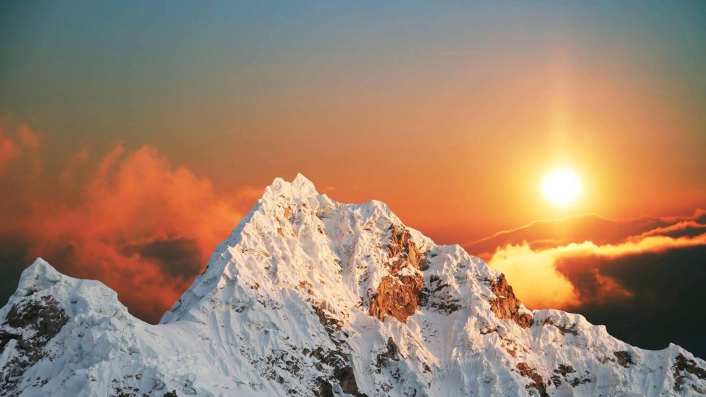 Эльбрус Эверест Джомолунгма