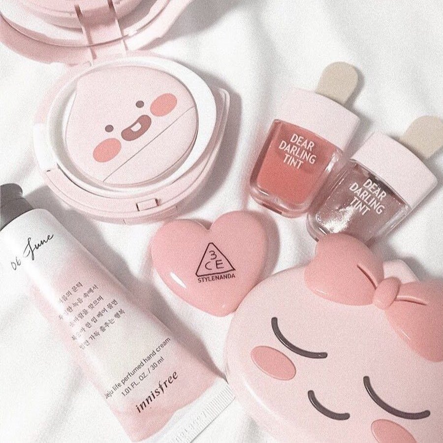 Корейская косметика Эстетика розовая