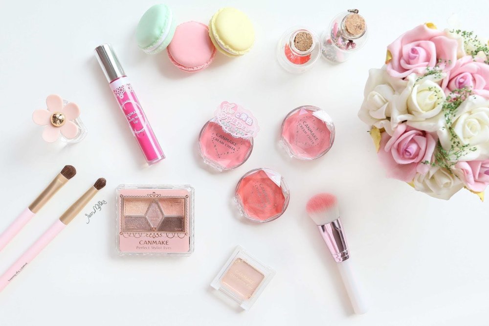 Косметика нежно розовый