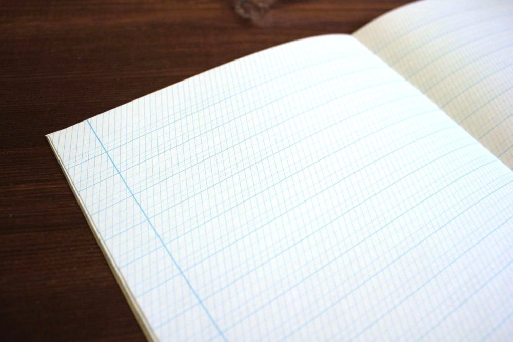 Лист в узкую полоску