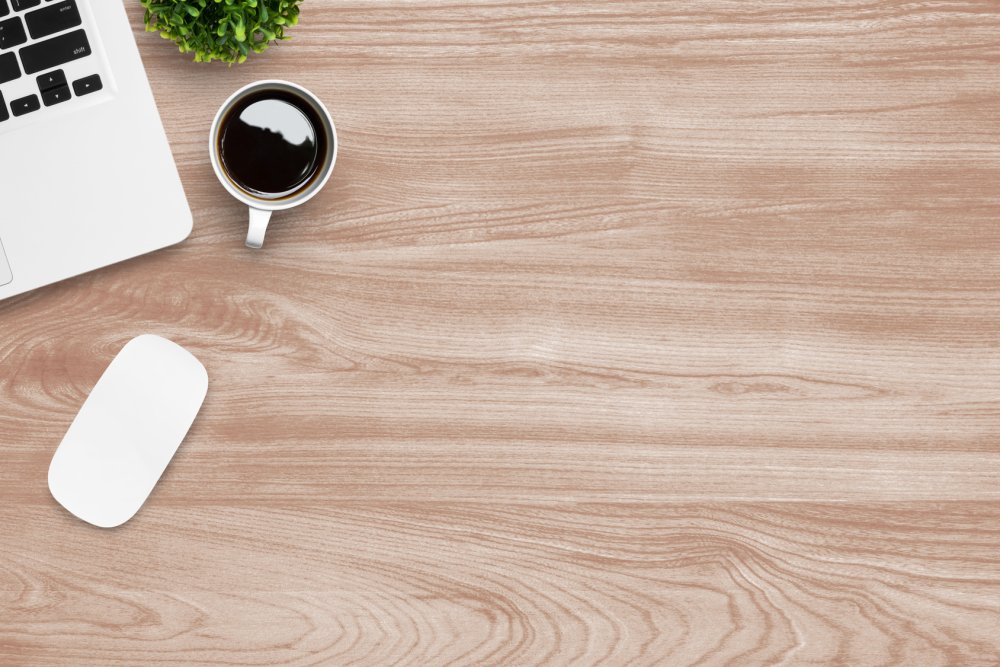 Белый стол сверху