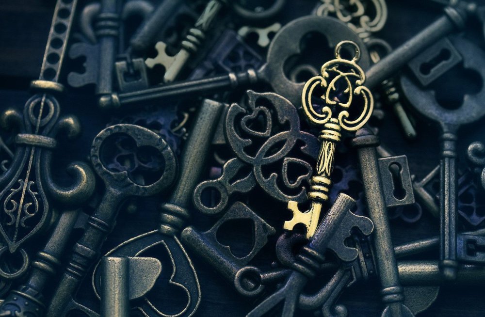Старинный ключ