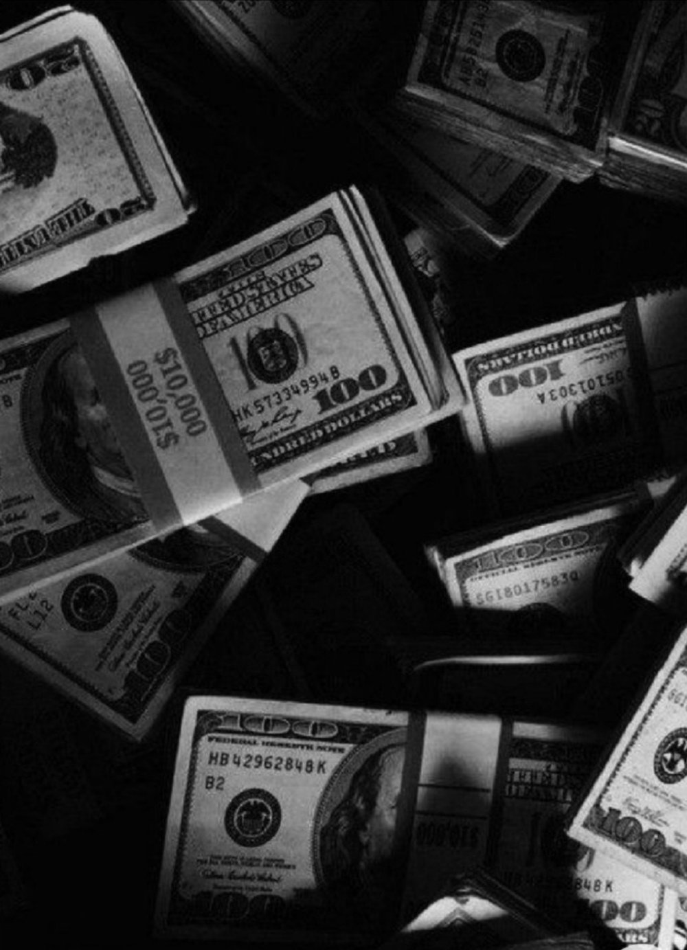 Пяти тысечневые купюры