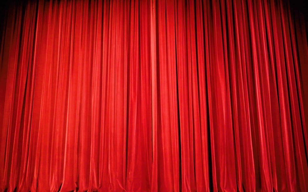 Занавес в театре