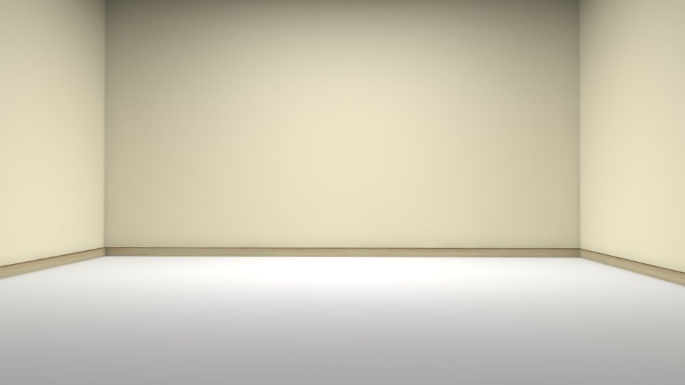 Матрас в пустой комнате