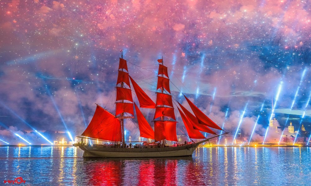 Корабль Алые паруса в Санкт-Петербурге