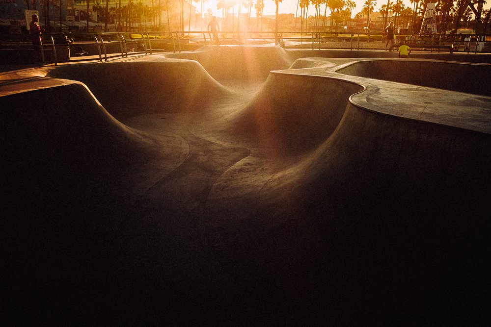 Лос Анджелес скейт парк вечер