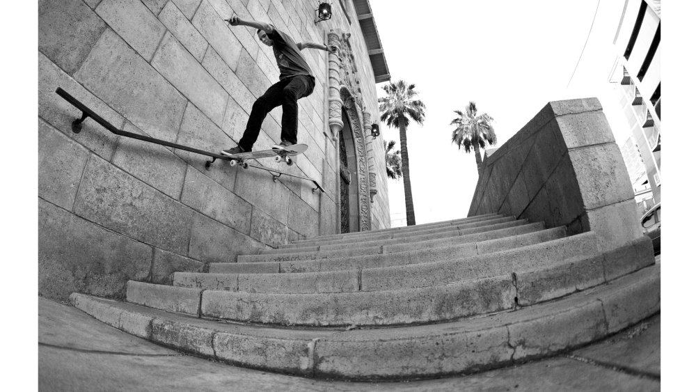 Skateboarding 28 ступеней