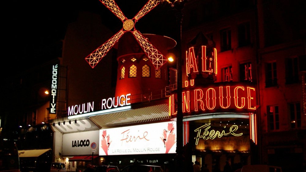 Мулен Руж в Париже стиль