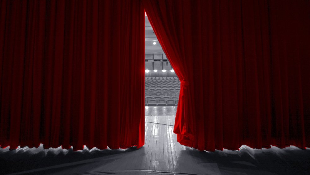 Кулисы театра