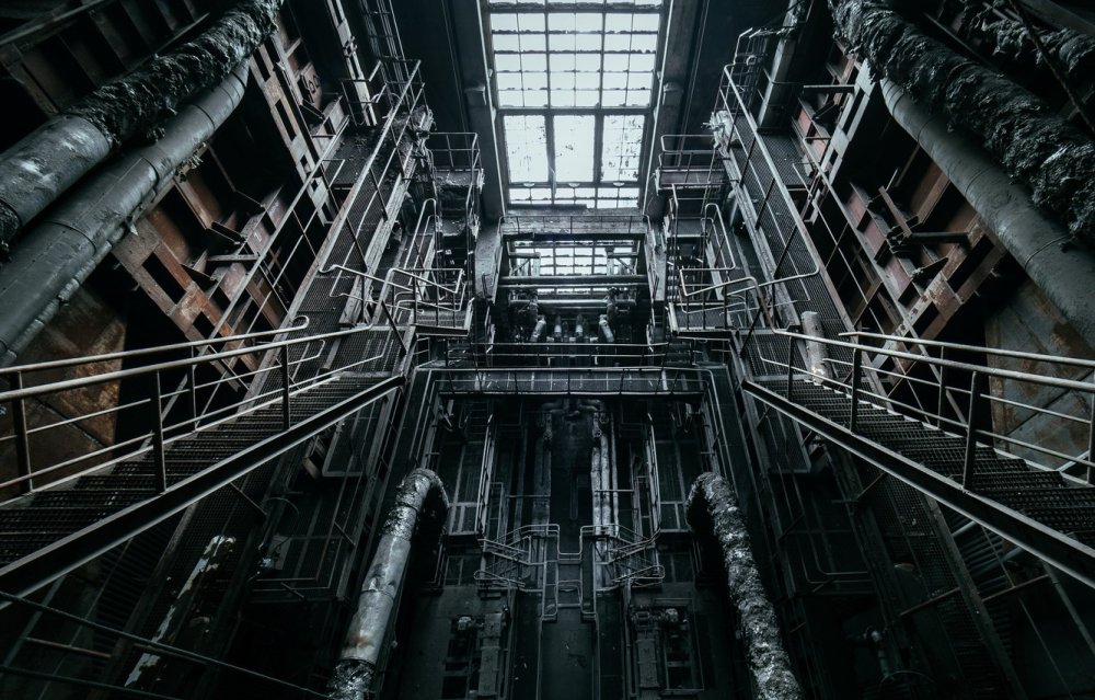 Завод внутри