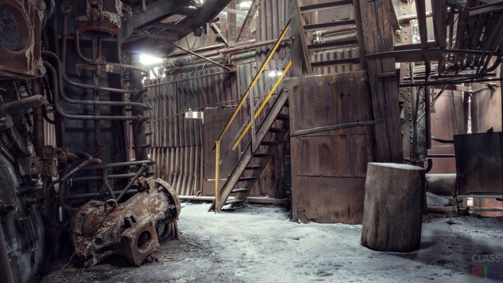 Старая фабрика завод внутри