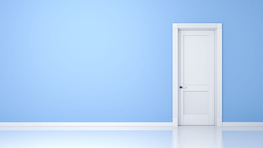 Открытая дверь