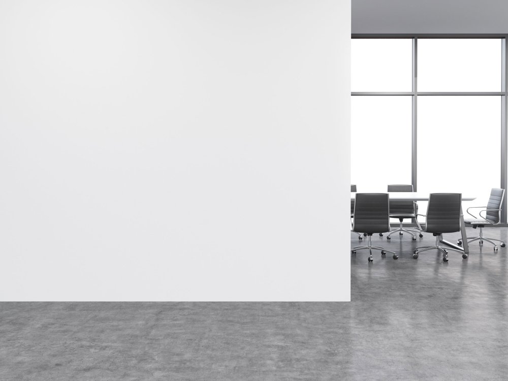 Пустая стена в офисе