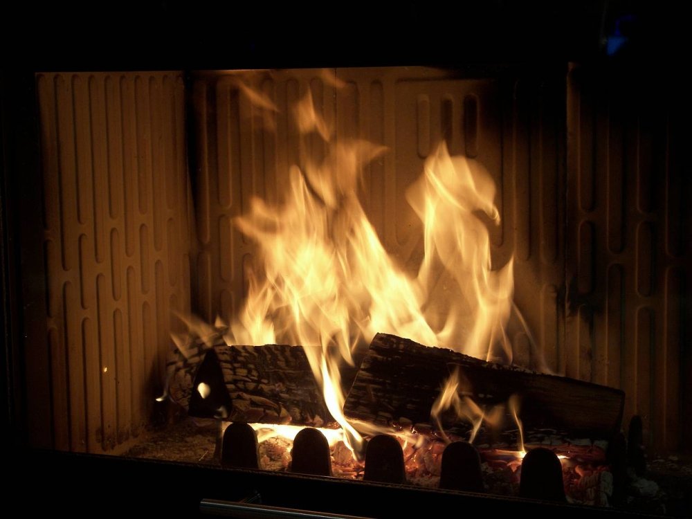 Горящий камин анимация