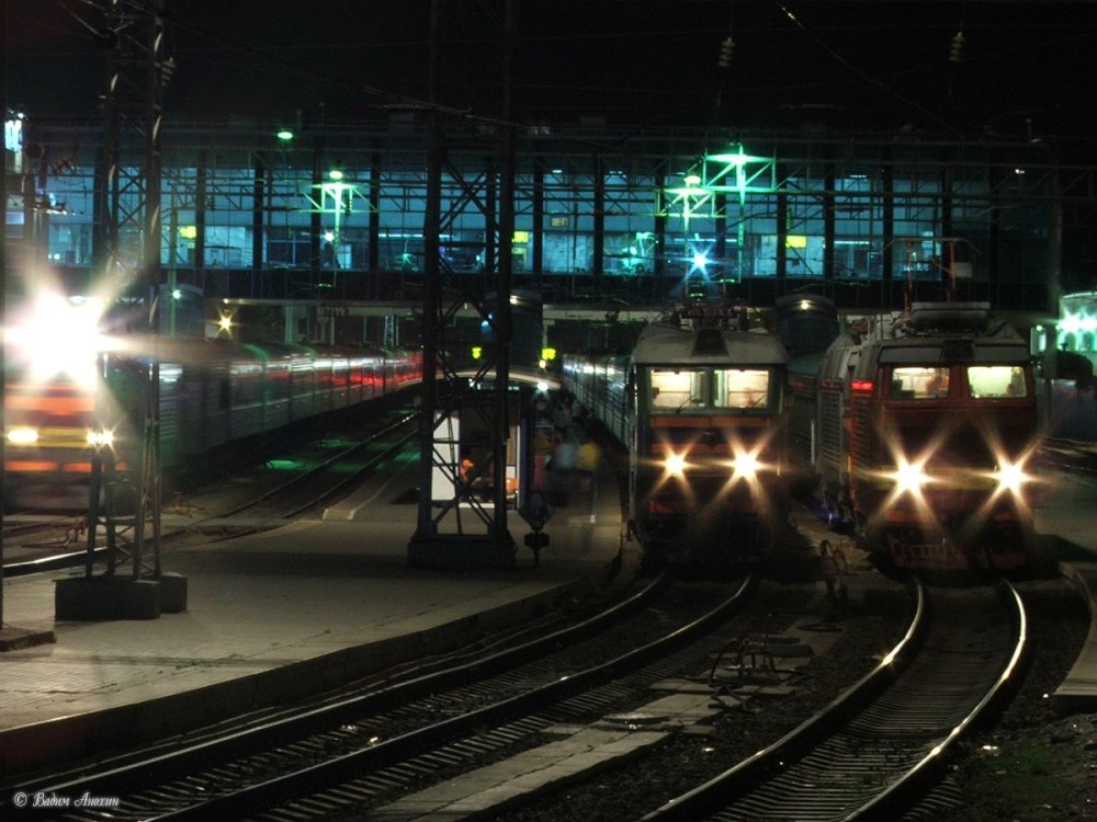 Вокзал Ростов на Дону ночью