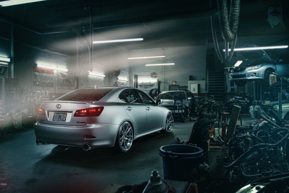 Красивая автомастерская