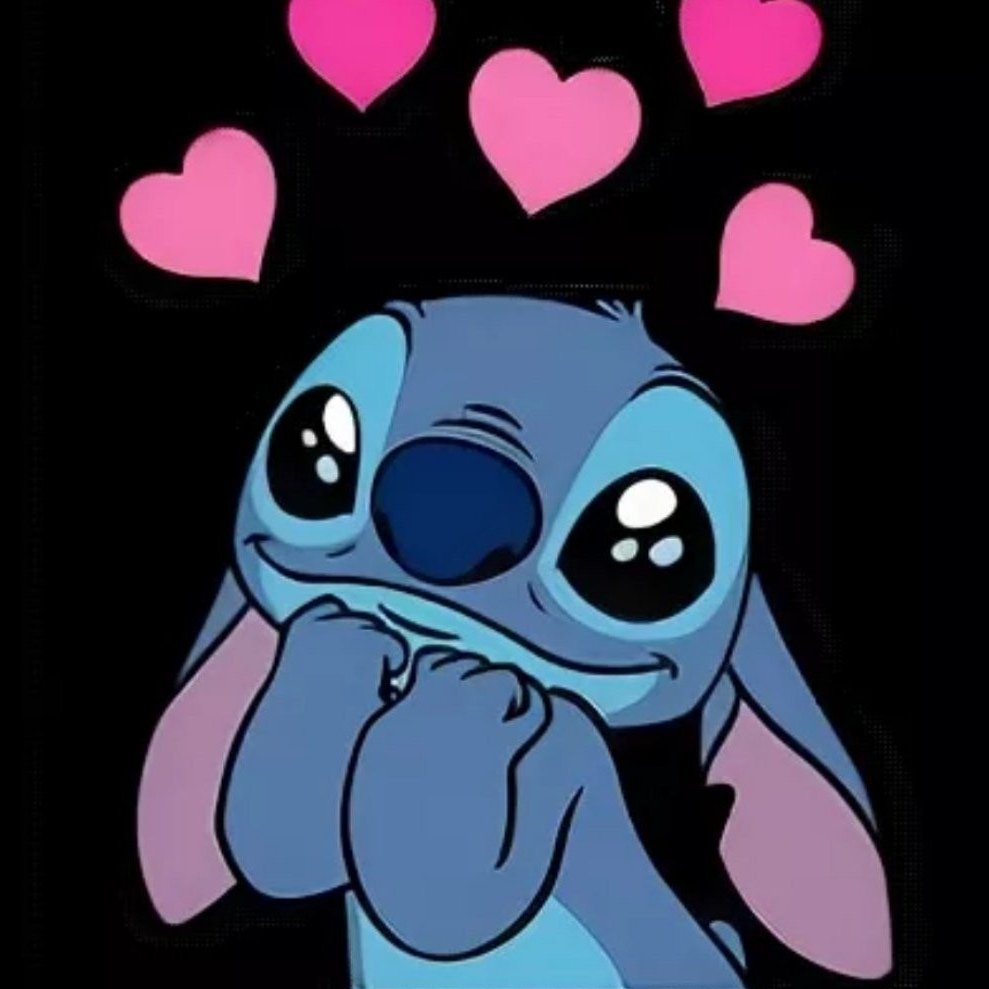 Стич с сердечками над головой