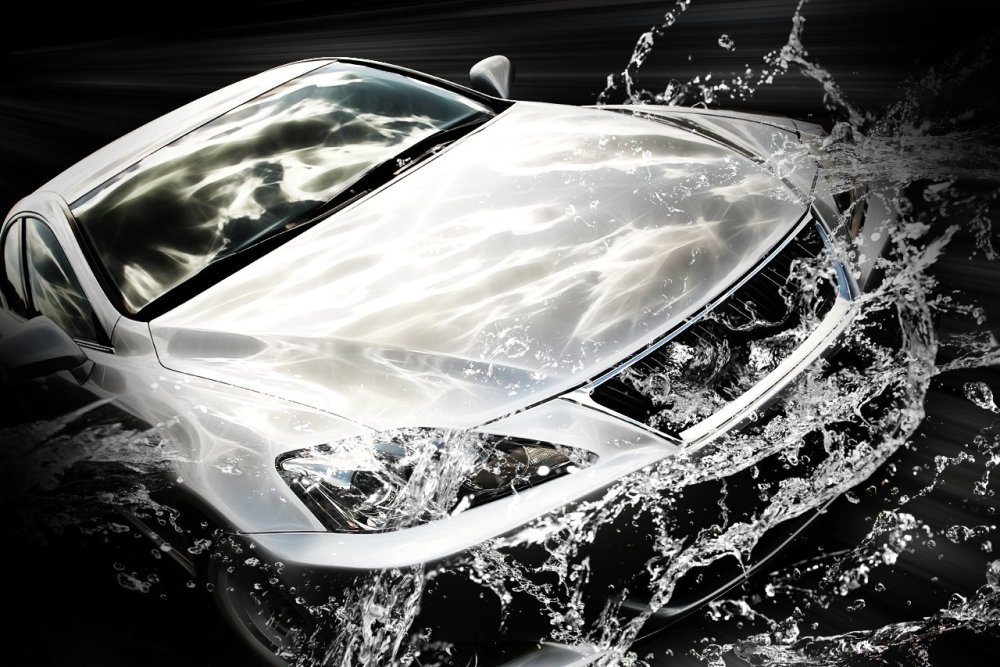 Красивая машина на мойке