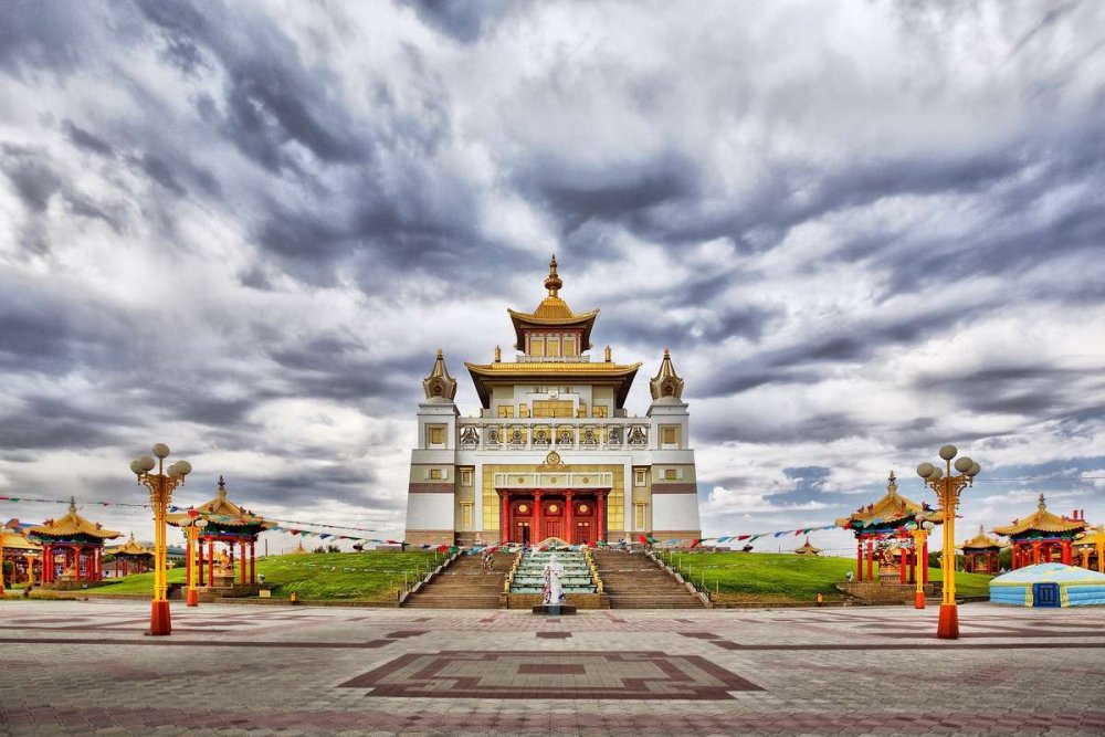 Калмыкия Золотая обитель Будды