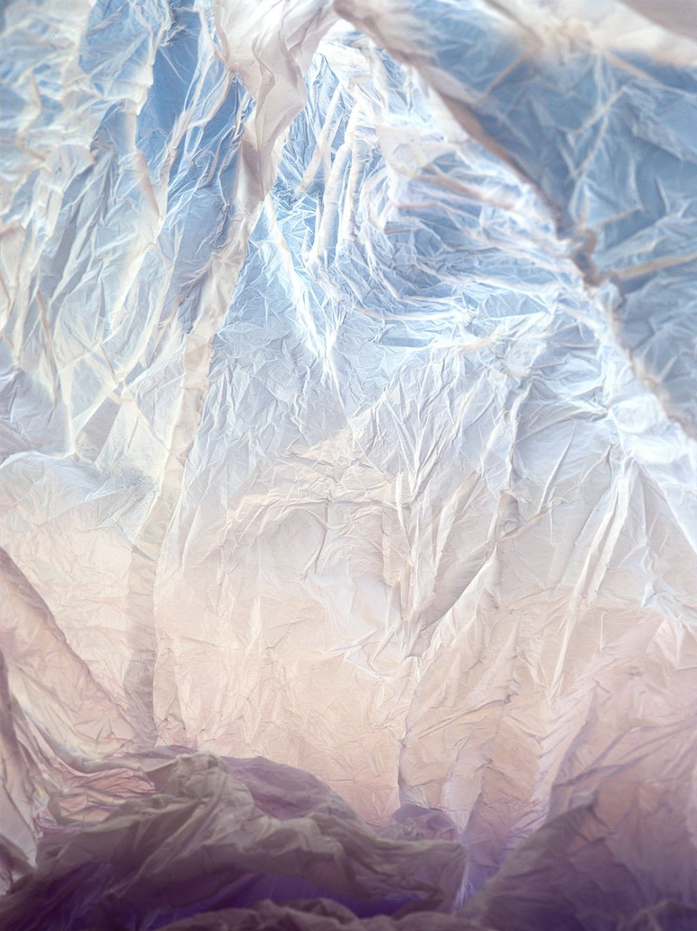 Мятая пленка