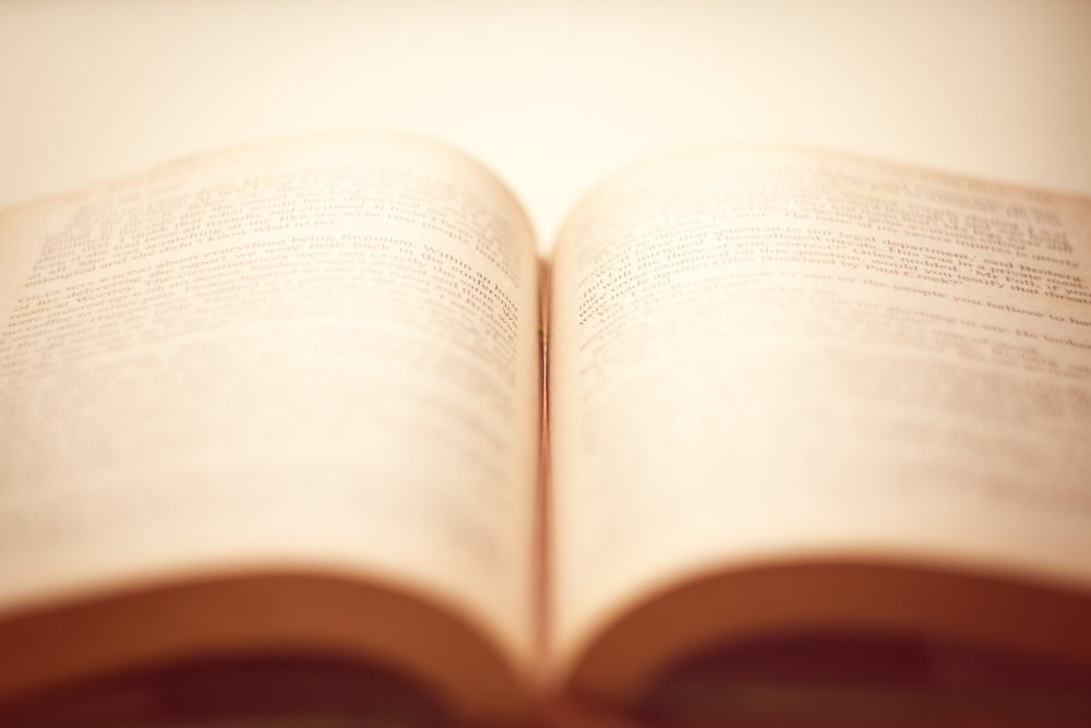 Фон книги размытый