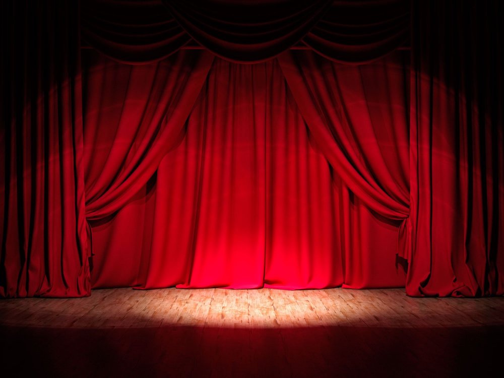 Красный занавес