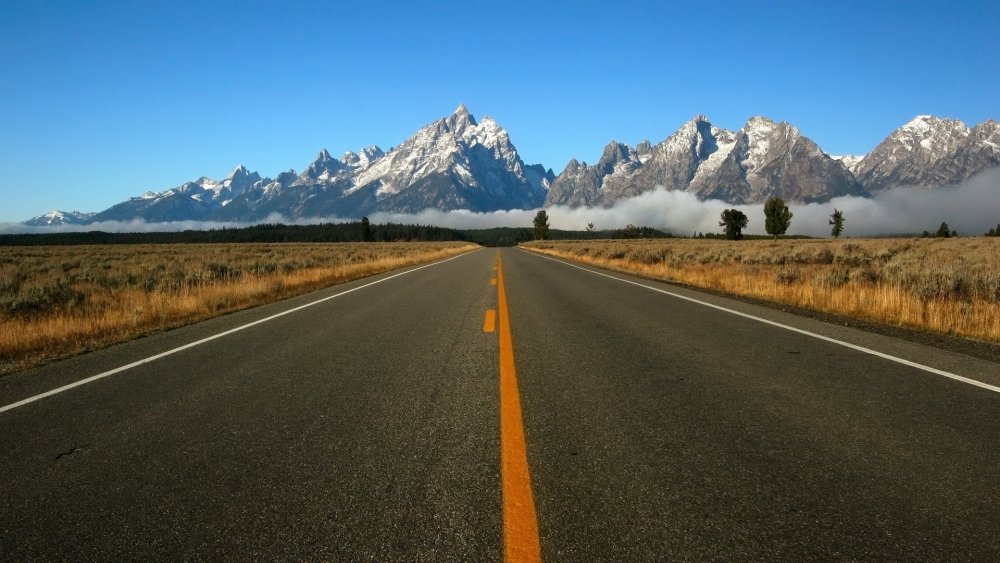 Красивая дорога