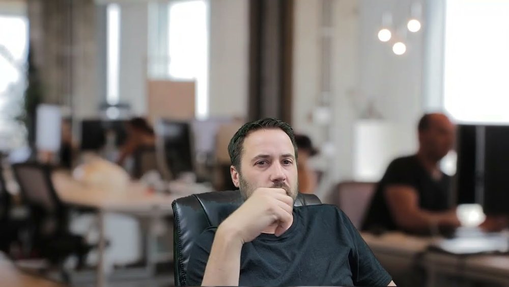 Офис с людьми размытие