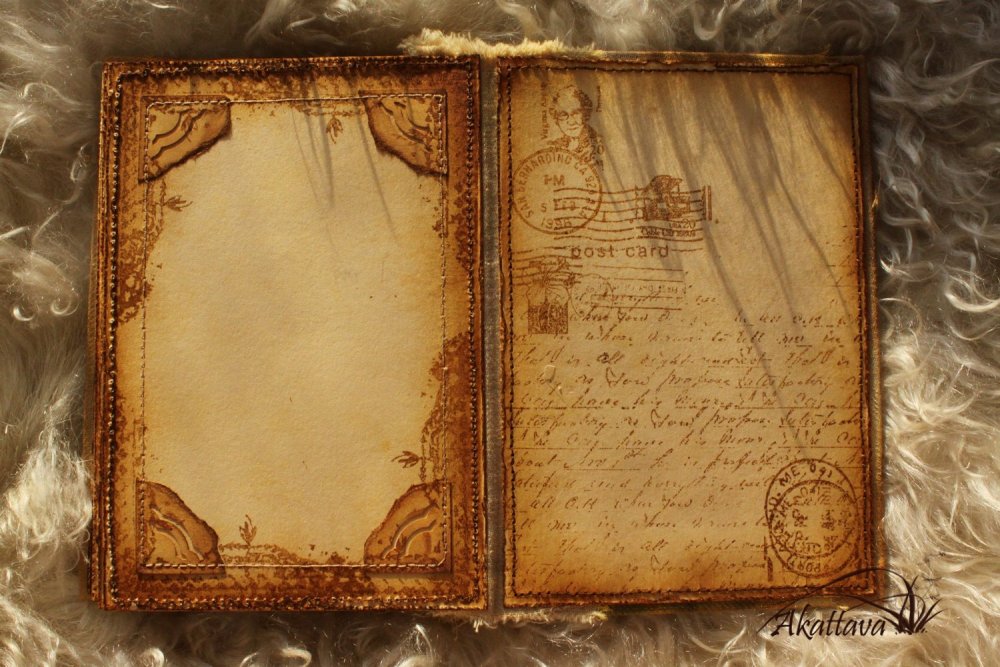 Страница старого фотоальбома