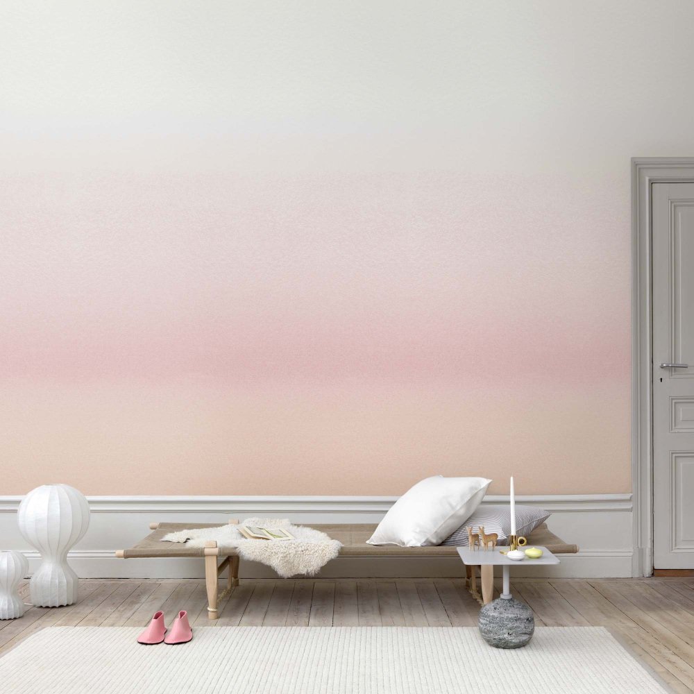 Интерьер с пустой стеной