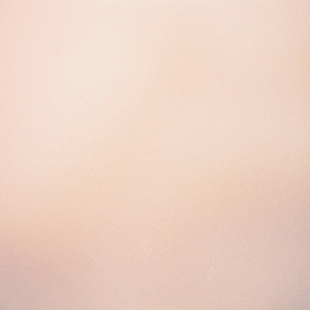 Бежевый однотонный