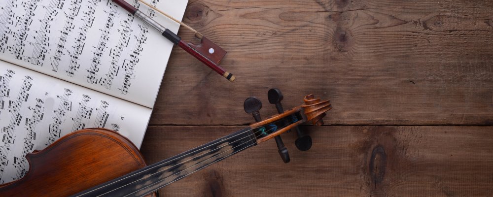 Фон дерево для музыкальных инструментов