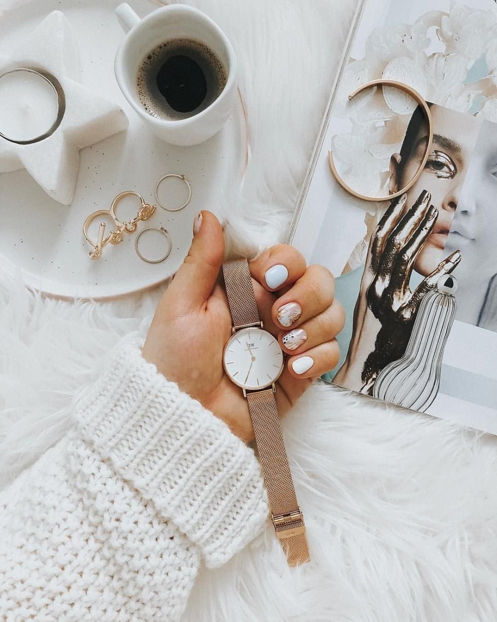 Фон для маникюра свободное окно