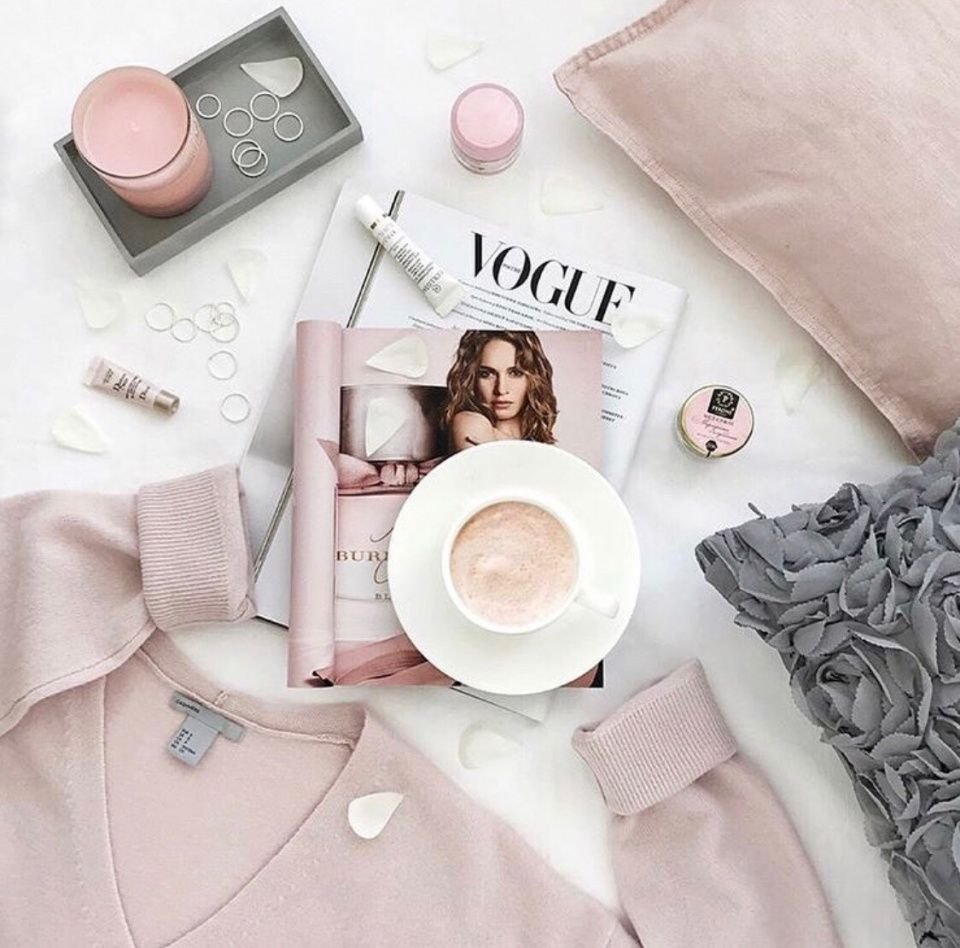 Стиль флэт Лэй розовый