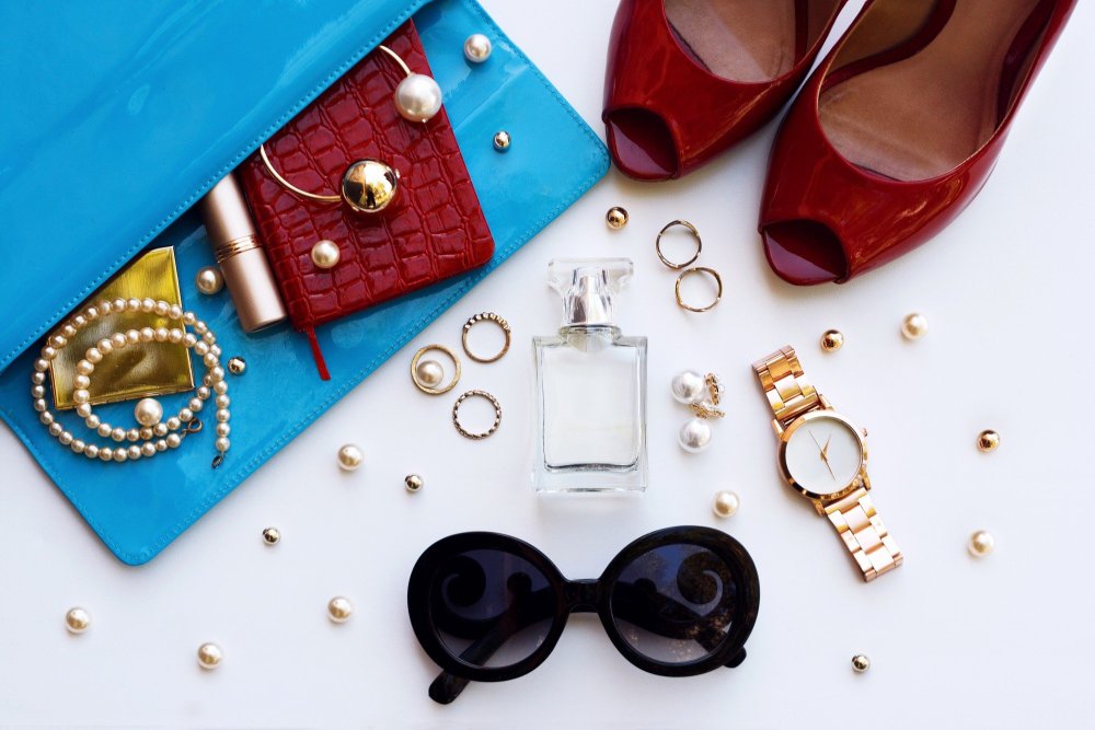 Женские аксессуары