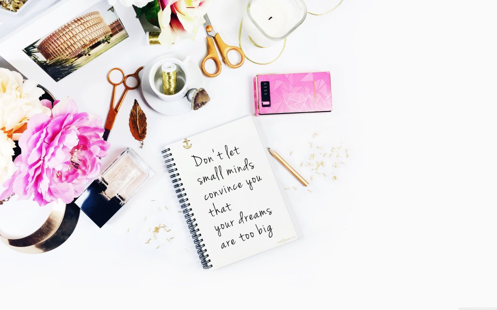 Красивый фон для Бьюти мастера