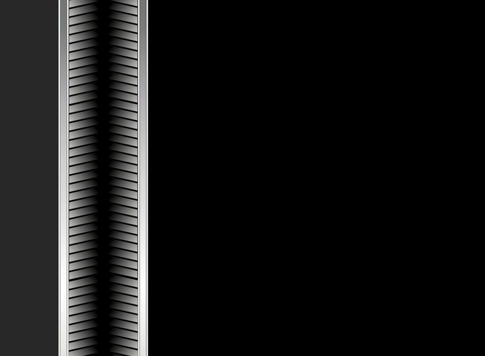 Черная полоса вертикально