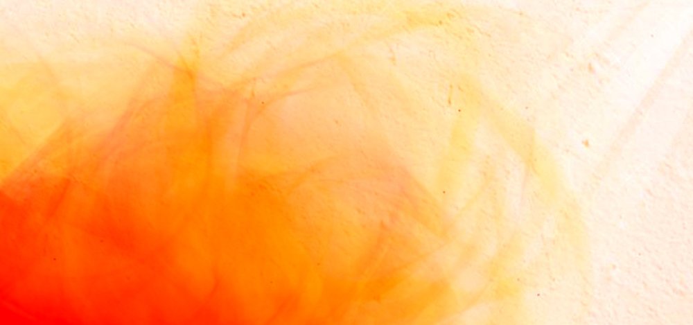 Оранжевый с разводами