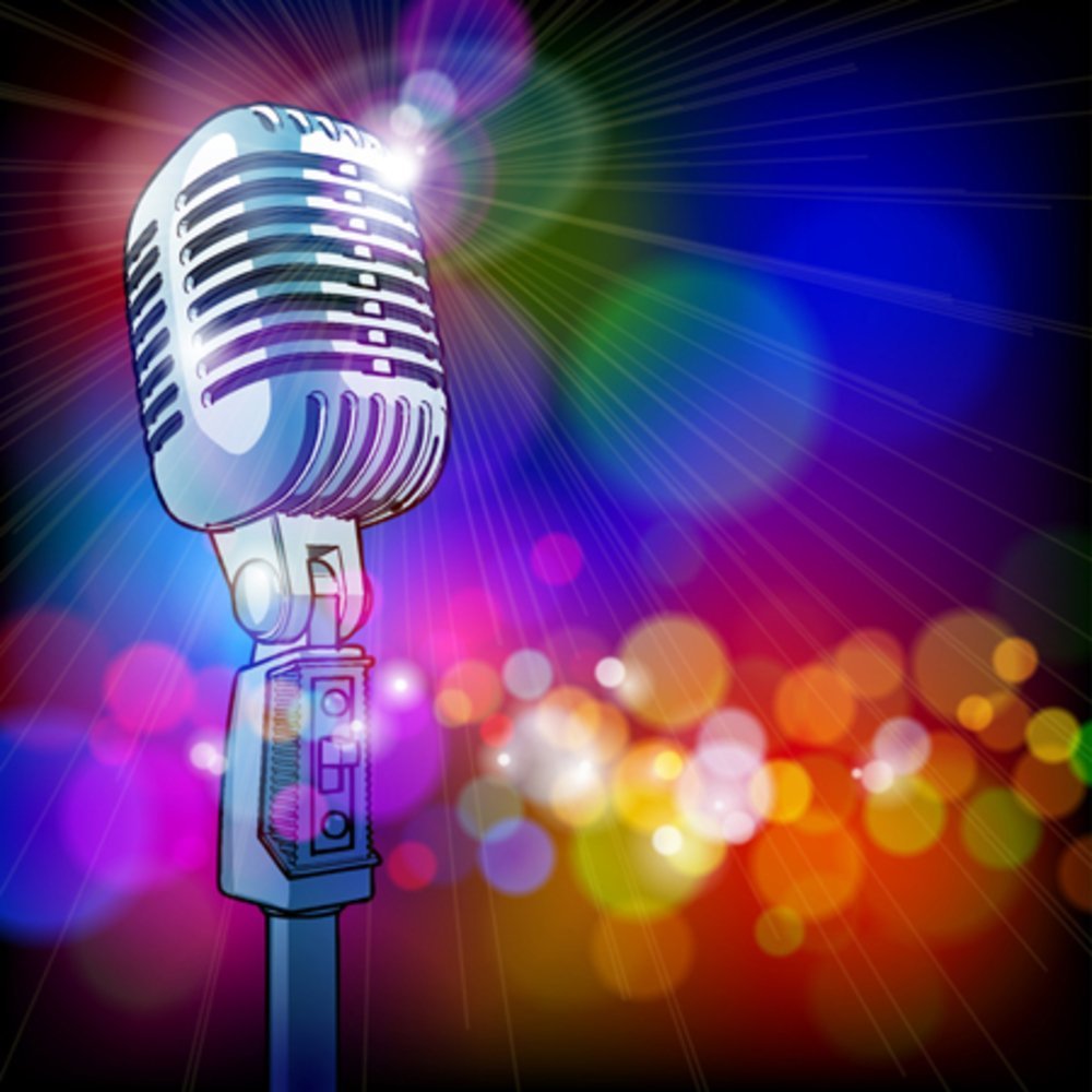 Микрофон на красивом фоне