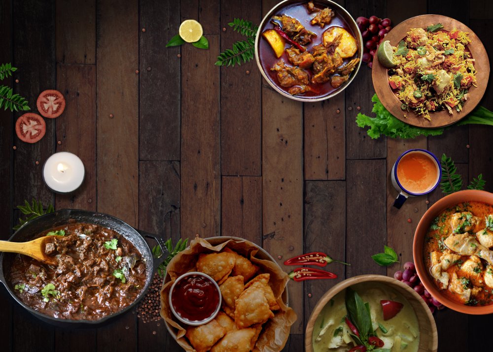 Восточная кухня на темном фоне