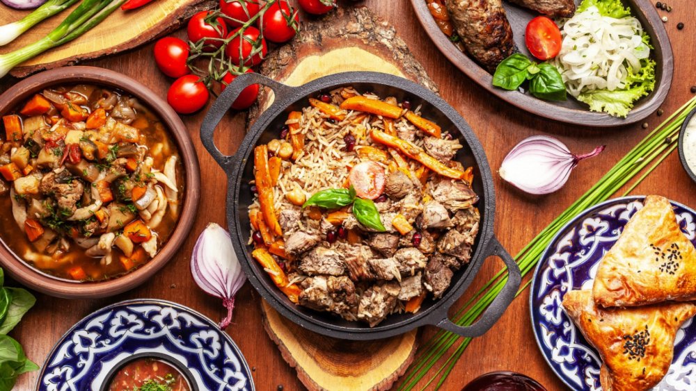 Шурпа, плов, манты, лагман