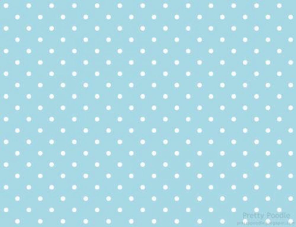 Голубой фон в белый горошек