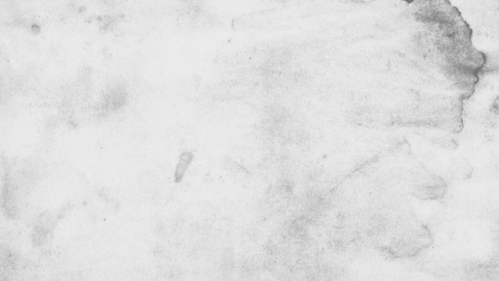 Белый фон с разводами