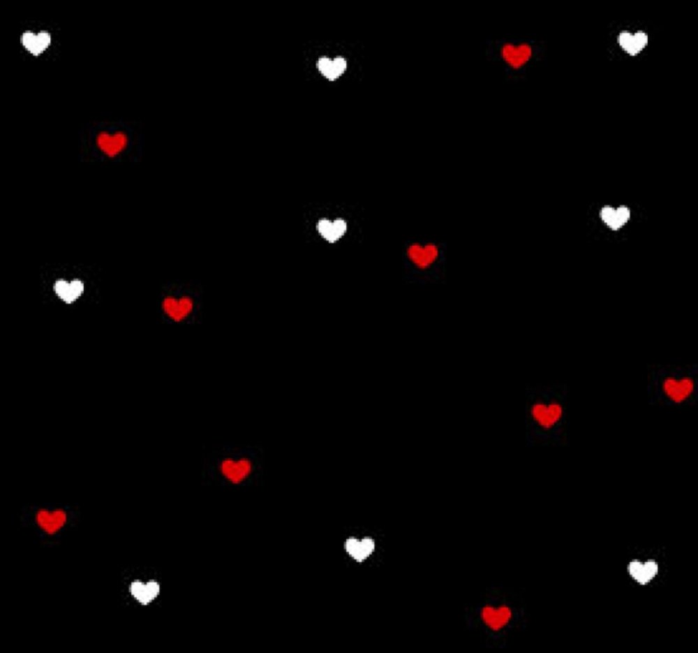 Сердечко на черном фоне