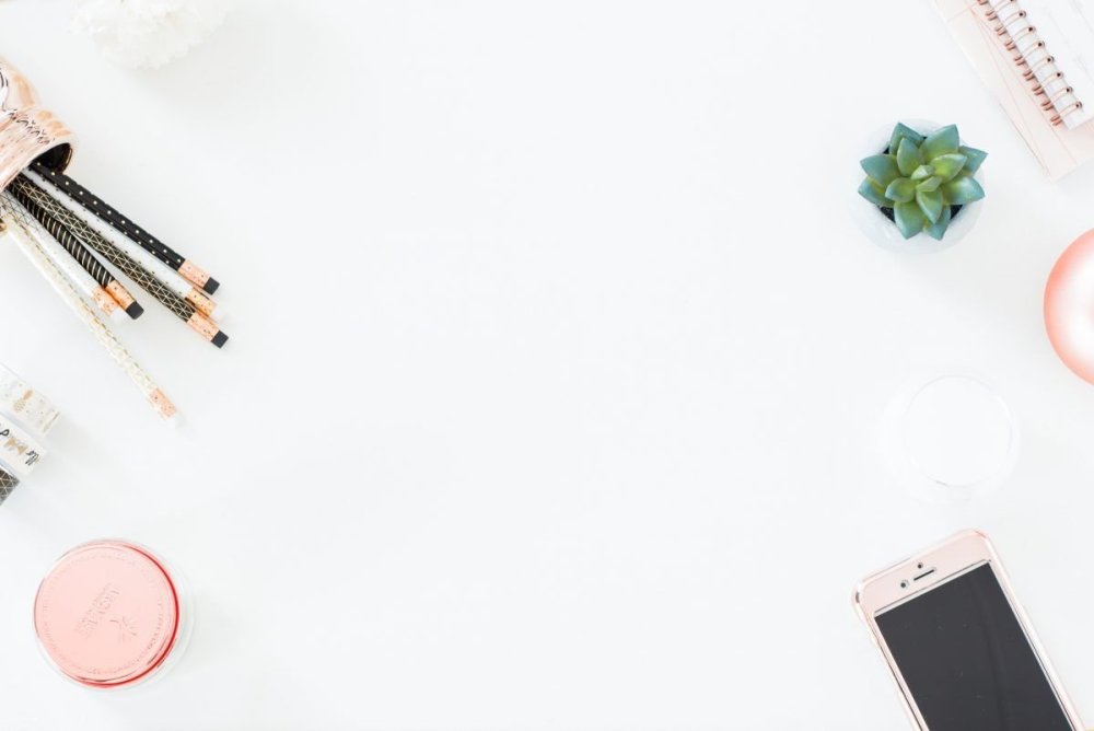 Красивый фон для сторис бежевый